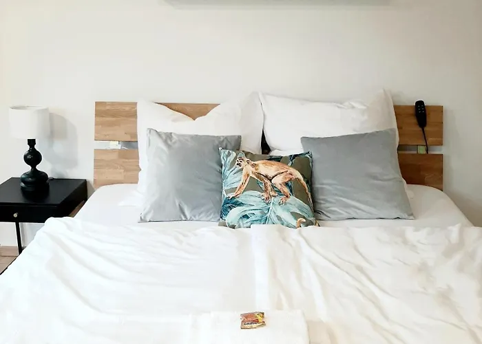 Helle Am Park Apartamento *